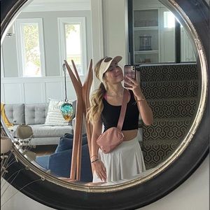 Meet your Posher, Regan